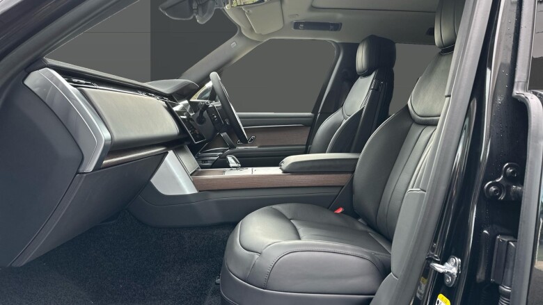 Land Rover Range Rover 3.0 P460e SE 4dr Auto Estate